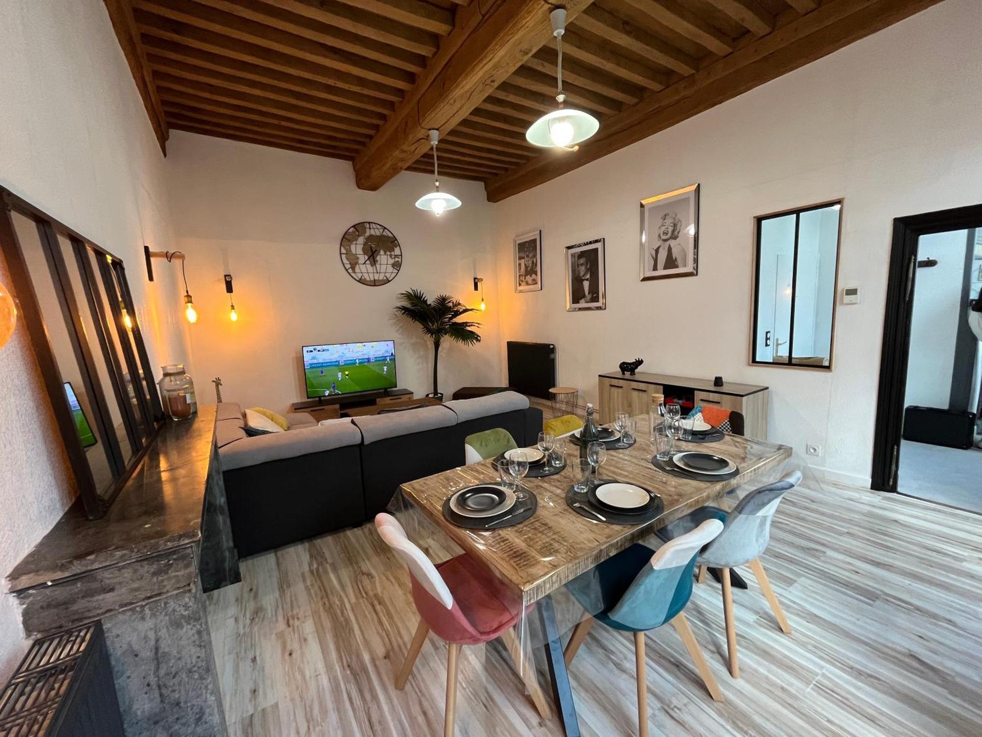 Appartement 6 Personnes - Au Coeur Du Centre Ville Paray-le-Monial Ngoại thất bức ảnh